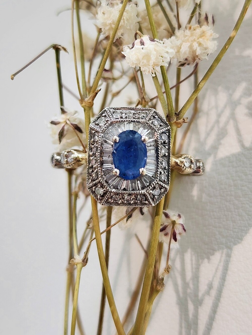 14kt Diamond Gemstone Ring Size 7.75